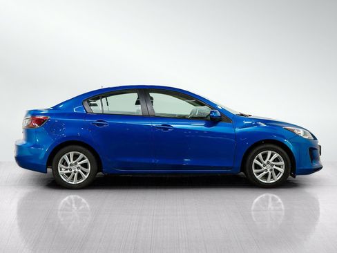 Used 2012 MAZDA MAZDA3 i Grand Touring w/ Tech Pkg FWD image 6