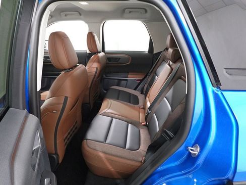 Used 2025 Ford Bronco Sport Outer Banks w/ Outer Banks Tech Package+ image 23