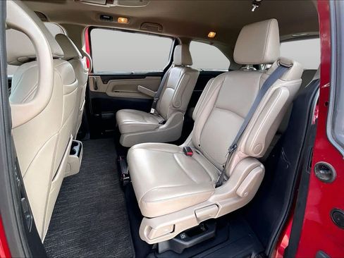 Used 2024 Honda Odyssey Touring image 21