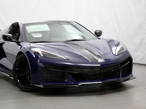 Certified 2025 Chevrolet Corvette Z06 w/ Battery Protection Package image 2