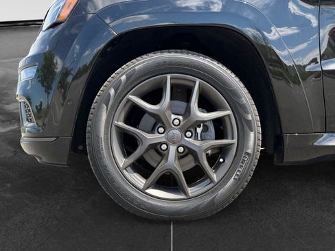 Used 2019 Jeep Grand Cherokee Limited X image 9