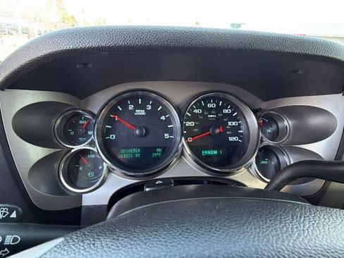 Used 2014 Chevrolet Silverado 2500 LT image 21