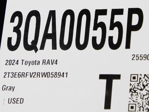 Used 2024 Toyota RAV4 XSE AWD/4WD image 31