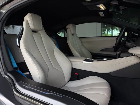 Used 2015 BMW i8 AWD/4WD image 31
