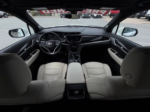 Used 2023 Cadillac XT6 Sport AWD/4WD image 29