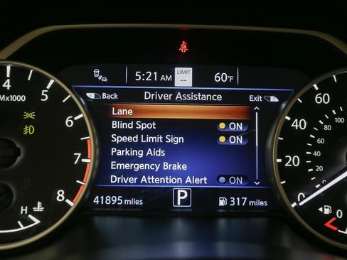 Used 2024 Nissan Murano SL image 41