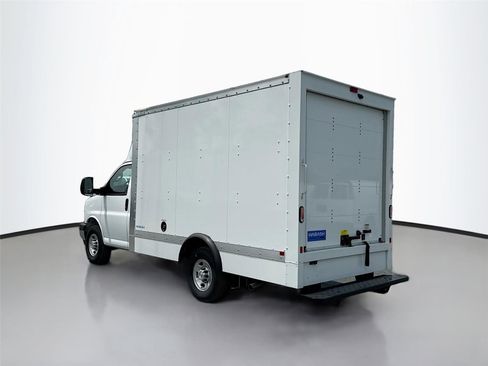 New 2024 Chevrolet Express 3500 w/ Power Convenience Package RWD image 5