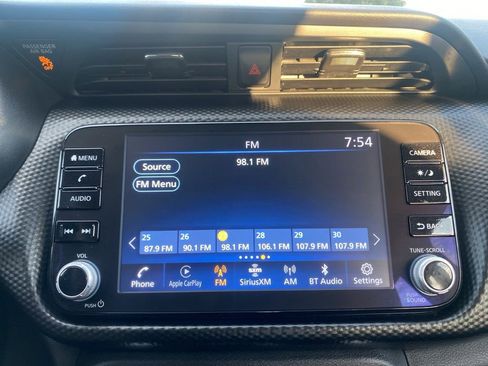 Used 2024 Nissan Kicks SV image 21