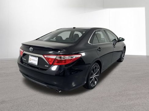 Used 2017 Toyota Camry XSE FWD image 34