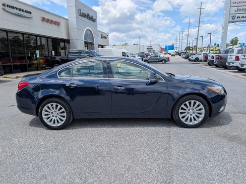 Used 2012 Buick Regal Premium FWD image 6