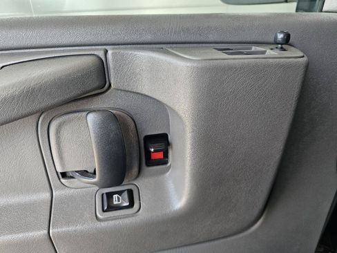 Used 2012 Chevrolet Express 3500 LS w/ Power Package RWD image 22