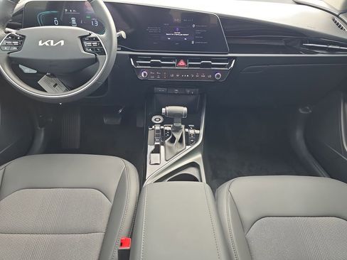 New 2026 Kia Niro EX FWD image 14