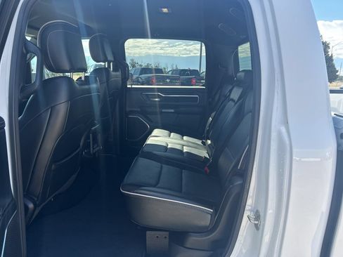 Used 2025 RAM 1500 Laramie AWD/4WD image 11