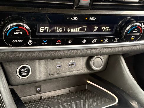 Certified 2021 Nissan Rogue Platinum image 21