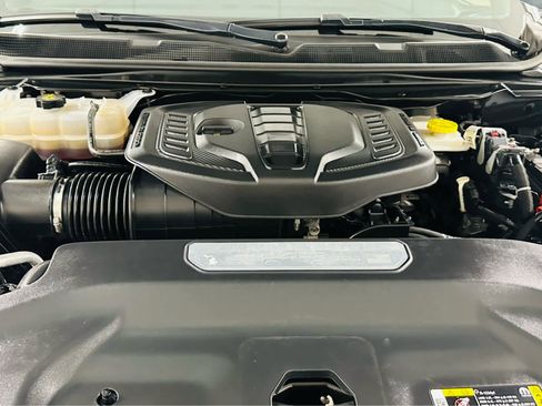 Used 2024 Jeep Wagoneer Series II image 29