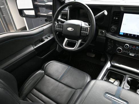 Used 2025 Ford F350 Platinum image 23