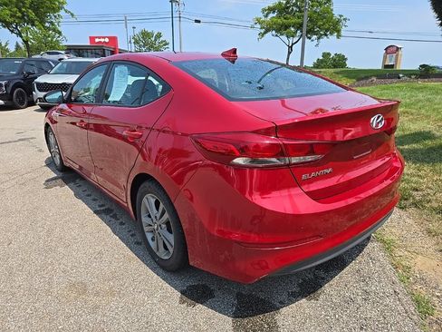 Used 2017 Hyundai Elantra Value Edition w/ Cargo Package FWD image 7