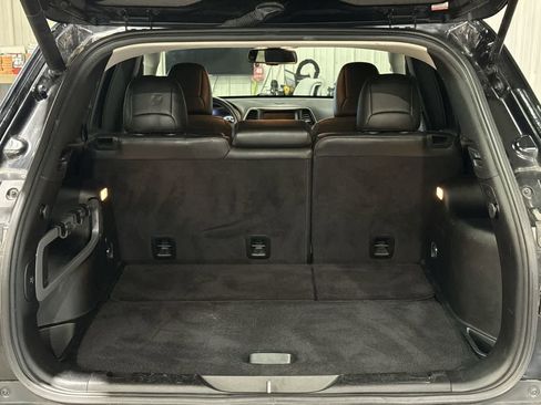 Used 2018 Jeep Cherokee Limited image 22