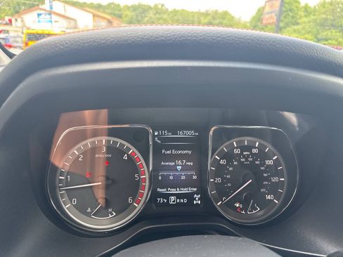 Used 2017 Nissan Titan Platinum Reserve AWD/4WD image 36