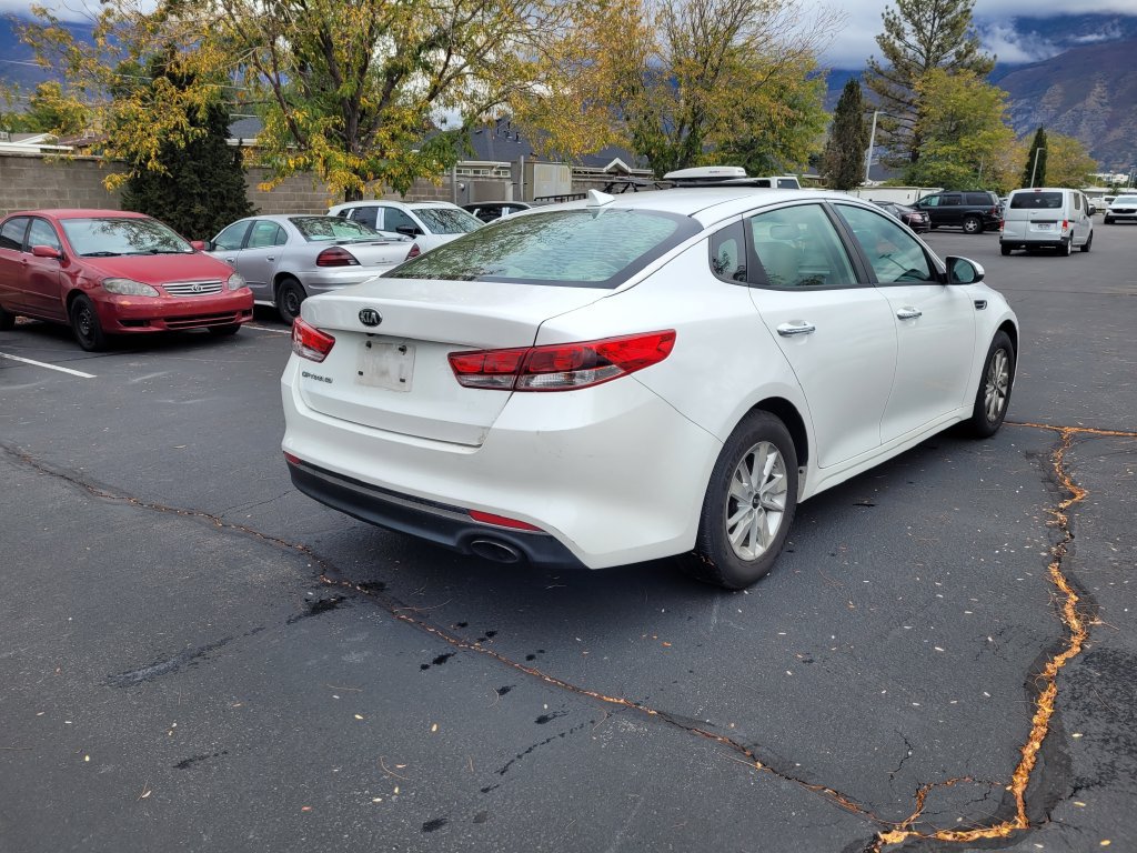 Used 2016 Kia Optima LX FWD image 14