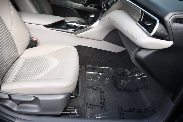 Certified 2018 Toyota Camry SE FWD image 25