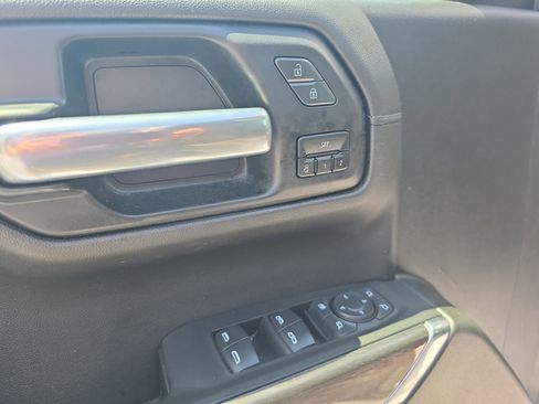 Used 2020 Chevrolet Silverado 1500 LTZ w/ LTZ Plus Package AWD/4WD image 19