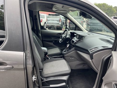 Used 2021 Ford Transit Connect XL FWD image 21