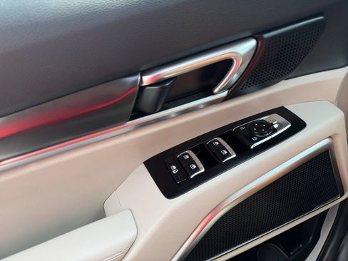 Used 2024 Kia Telluride S w/ S Sunroof Package FWD image 16
