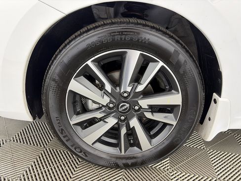 Certified 2025 Nissan Versa S w/ S Plus Package FWD image 13