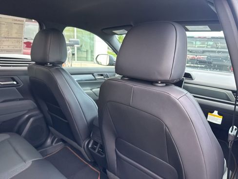 New 2026 GMC Terrain AT4 image 30