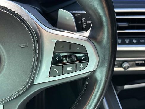 Used 2022 BMW X7 M50i w/ Executive Package AWD/4WD image 32