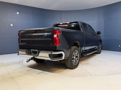 Used 2022 Chevrolet Silverado 1500 LT image 9