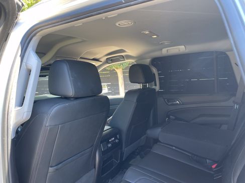 Used 2019 Chevrolet Tahoe LT RWD image 15