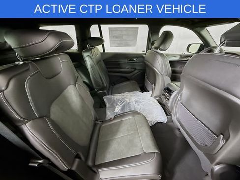 New 2025 Jeep Grand Cherokee L Altitude image 28