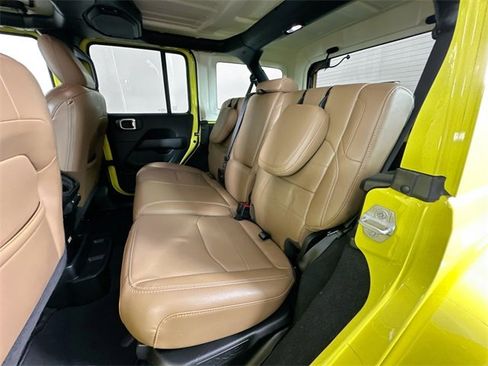 Used 2023 Jeep Wrangler Unlimited Sahara w/ Cold Weather Group image 26