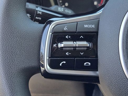 Used 2021 Kia Sorento LX FWD image 24