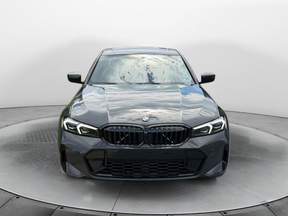 New 2026 BMW 330i xDrive Sedan w/ M Sport Package AWD/4WD image 2