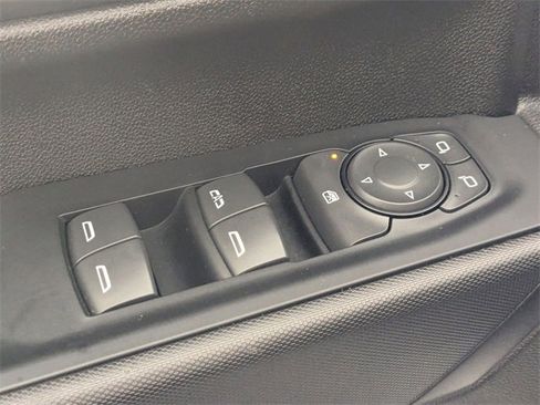 Used 2023 Chevrolet Silverado 2500 Custom w/ Custom Value Package image 12