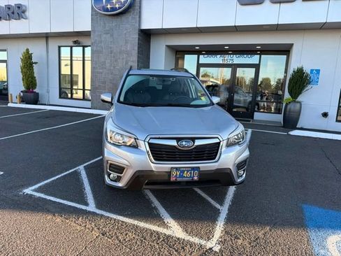 Used 2020 Subaru Forester Limited w/ Popular Package #3 AWD/4WD image 2