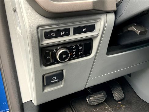 Used 2024 Ford F150 XLT w/ Equipment Group 302A MID image 18