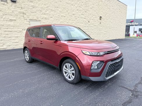 Used 2020 Kia Soul LX FWD image 7