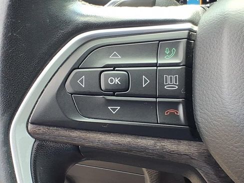 Used 2021 Jeep Grand Cherokee L Limited AWD/4WD image 11