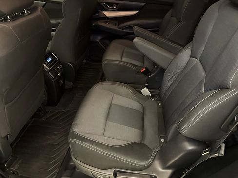 Used 2022 Subaru Ascent Premium w/ Convenience Package AWD/4WD image 17