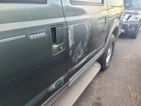 Used 2000 Ford Excursion Limited image 13