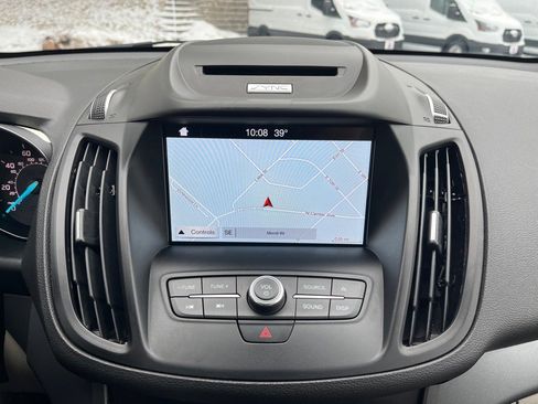 Used 2017 Ford Escape SE w/ Equipment Group 201A image 22