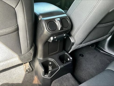 Used 2021 Jeep Wrangler Unlimited Sport AWD/4WD image 25