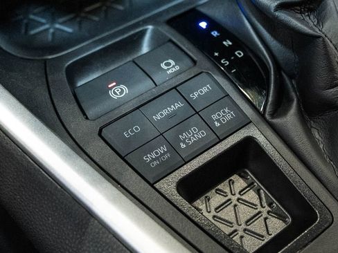 Certified 2024 Toyota RAV4 LE image 23