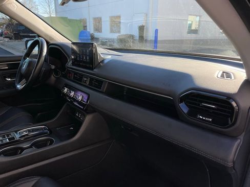 Certified 2025 Honda Pilot EX-L image 33