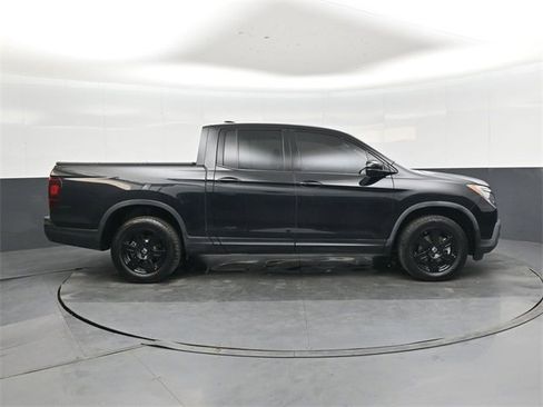 Used 2020 Honda Ridgeline Black Edition image 2