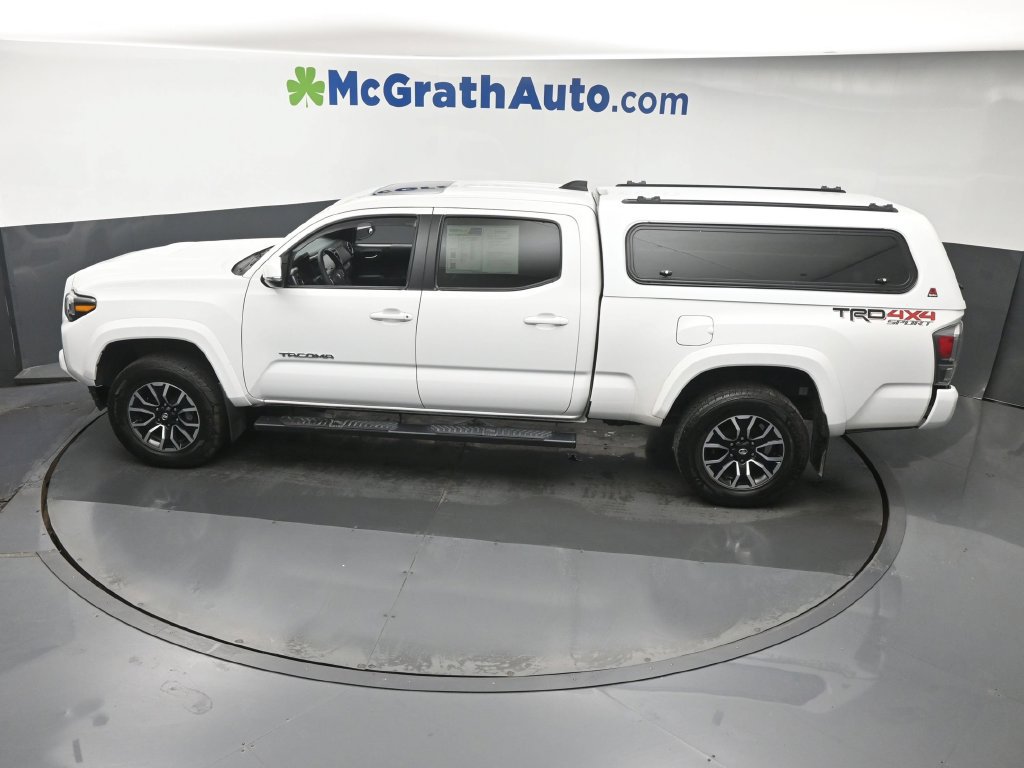 Used 2023 Toyota Tacoma TRD Sport w/ TRD Premium Sport Package AWD/4WD image 26